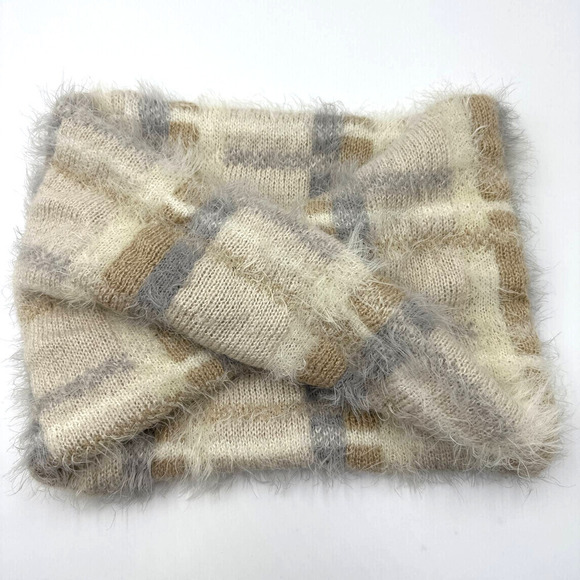 Urban Outfitters Neutral Eyelet Infinity Scarf Tan Beige - Picture 2 of 8